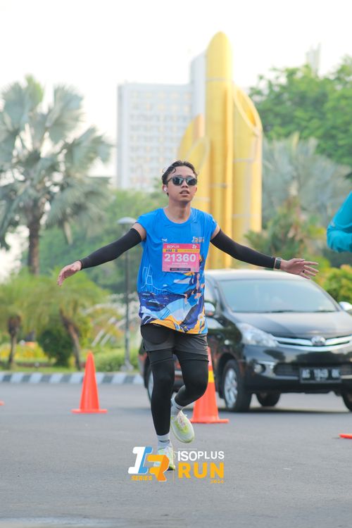 Race photo from Isoplus Run 2024 Surabaya