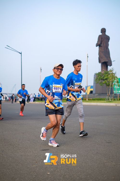 Race photo from ISOPlus Run 2024 Jakarta