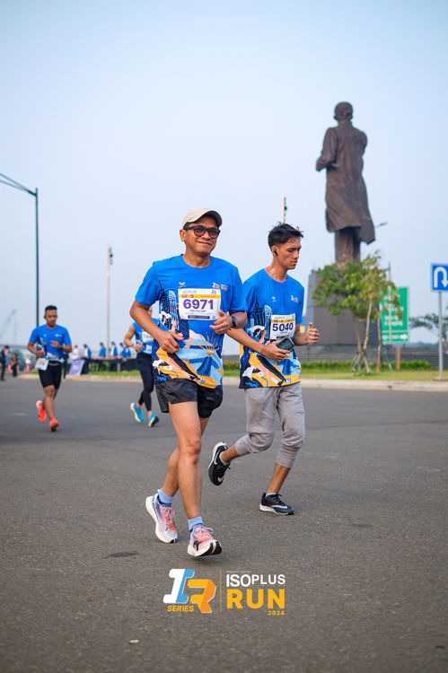 Race photo from ISOPlus Run 2024 Jakarta