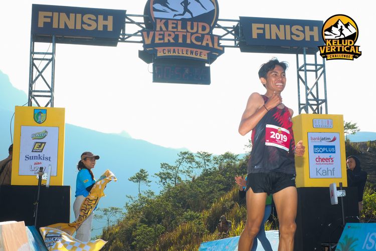 Race photo from Kelud Vertical Challenge 2024