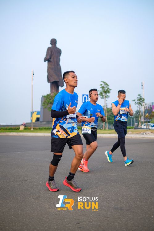 Race photo from ISOPlus Run 2024 Jakarta
