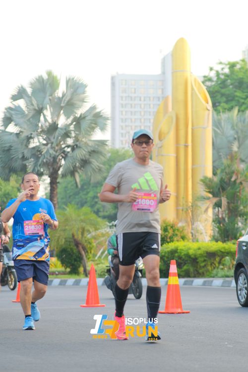 Race photo from Isoplus Run 2024 Surabaya