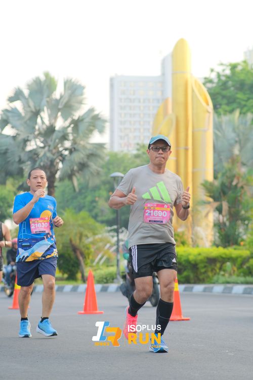 Race photo from Isoplus Run 2024 Surabaya