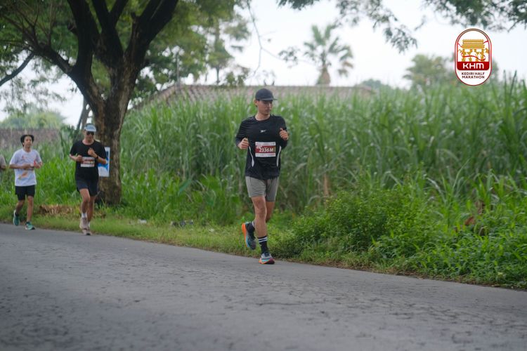 Race photo from Kediri Half Marathon 2025