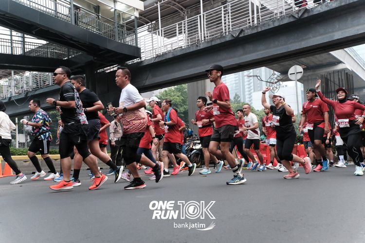 Race photo from ONE RUN 10 K