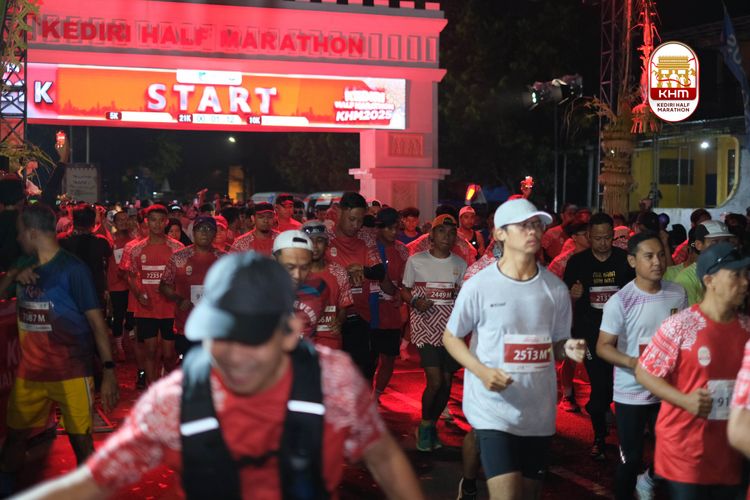 Race photo from Kediri Half Marathon 2025