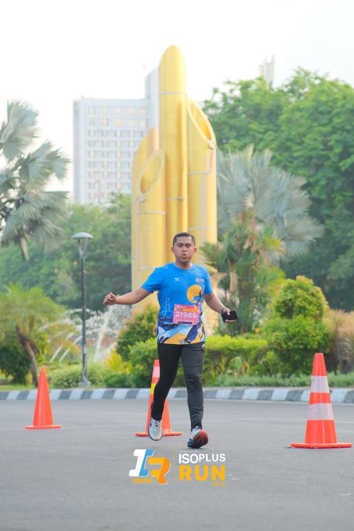 Race photo from Isoplus Run 2024 Surabaya