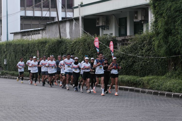 Race photo from MAKASSAR HALF MARATHON 2025 VIBES
