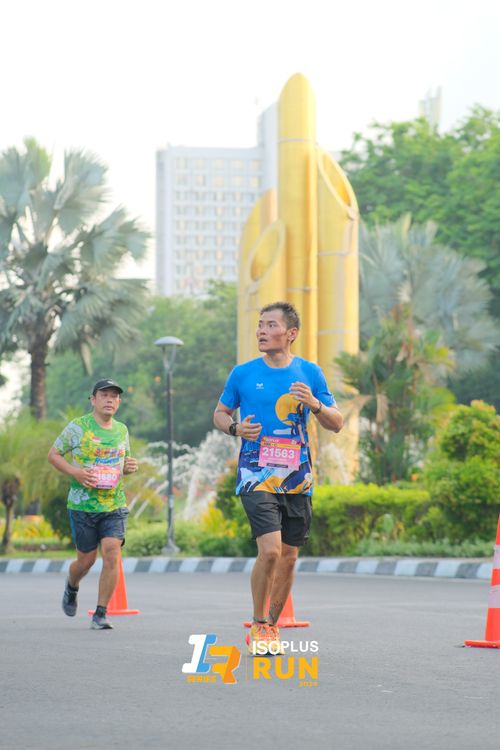 Race photo from Isoplus Run 2024 Surabaya