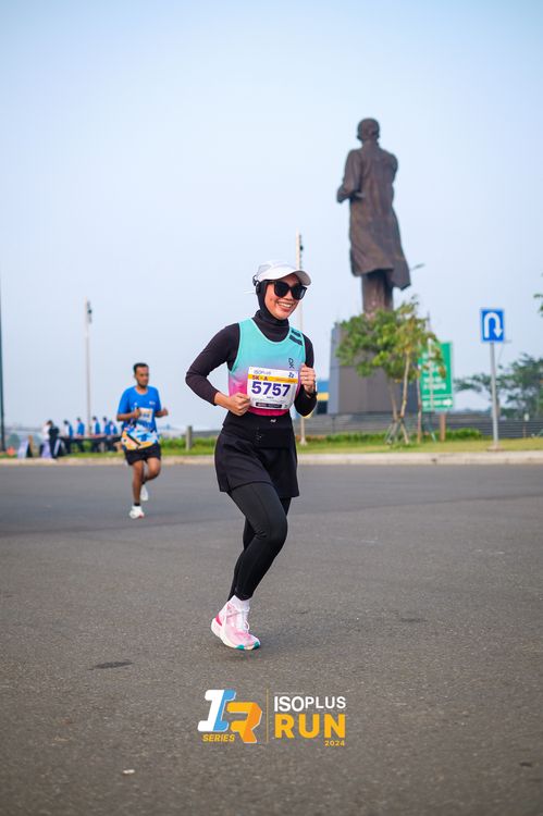 Race photo from ISOPlus Run 2024 Jakarta