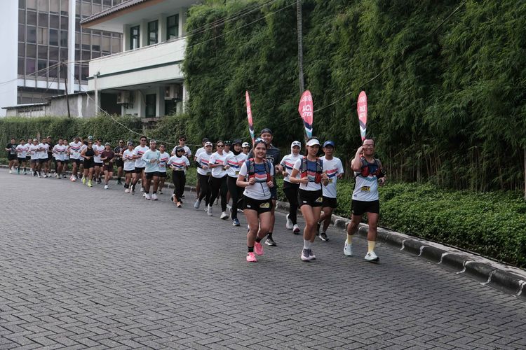 Race photo from MAKASSAR HALF MARATHON 2025 VIBES