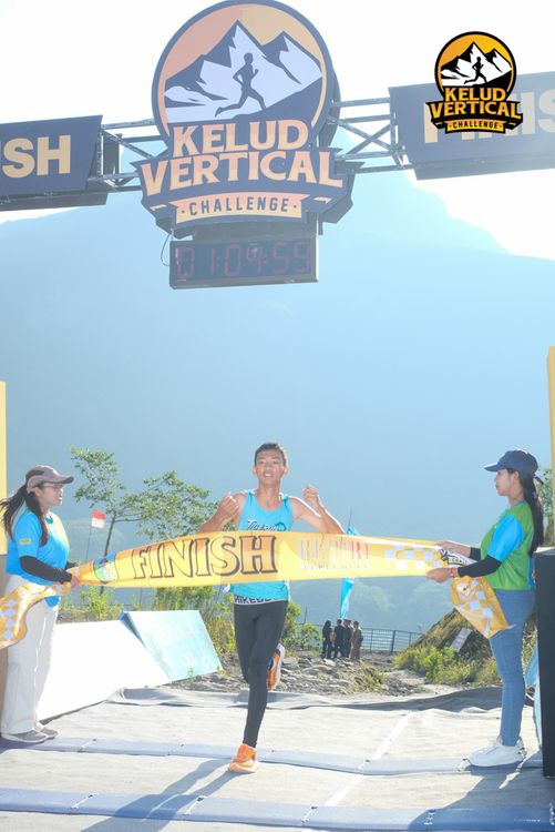 Race photo from Kelud Vertical Challenge 2024
