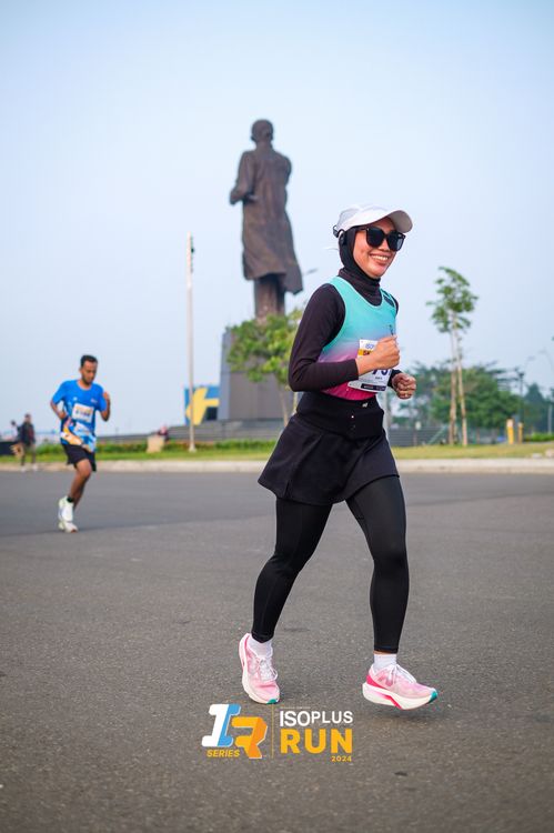 Race photo from ISOPlus Run 2024 Jakarta