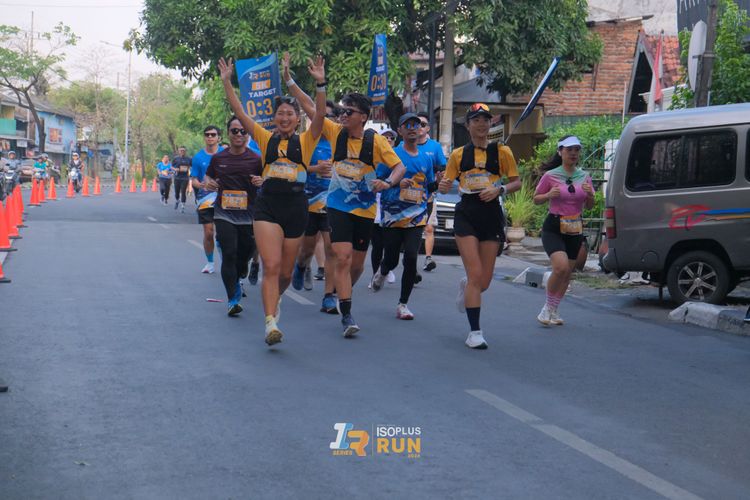 Race photo from Isoplus Run 2024 Surabaya