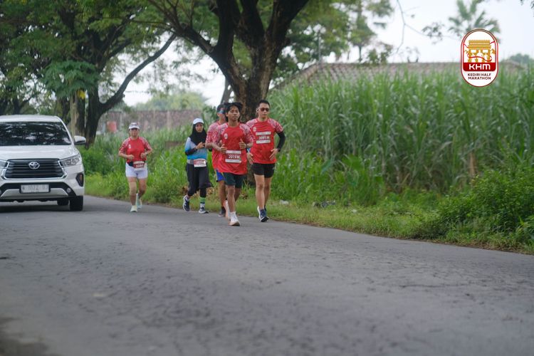 Race photo from Kediri Half Marathon 2025