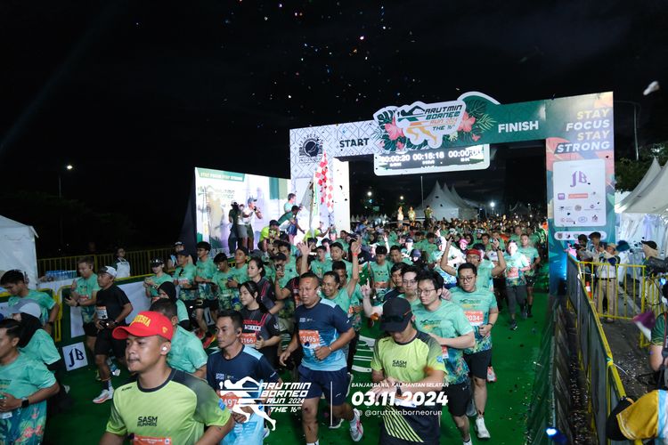 Race photo from Arutmin Borneo Run 2024
