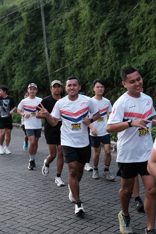 Race photo from MAKASSAR HALF MARATHON 2025 VIBES