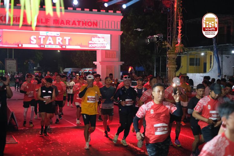 Race photo from Kediri Half Marathon 2025