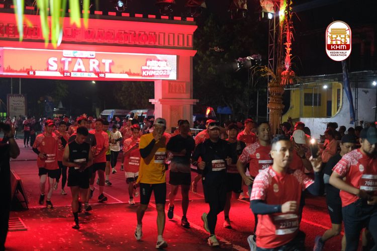 Race photo from Kediri Half Marathon 2025