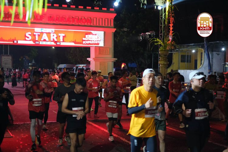 Race photo from Kediri Half Marathon 2025