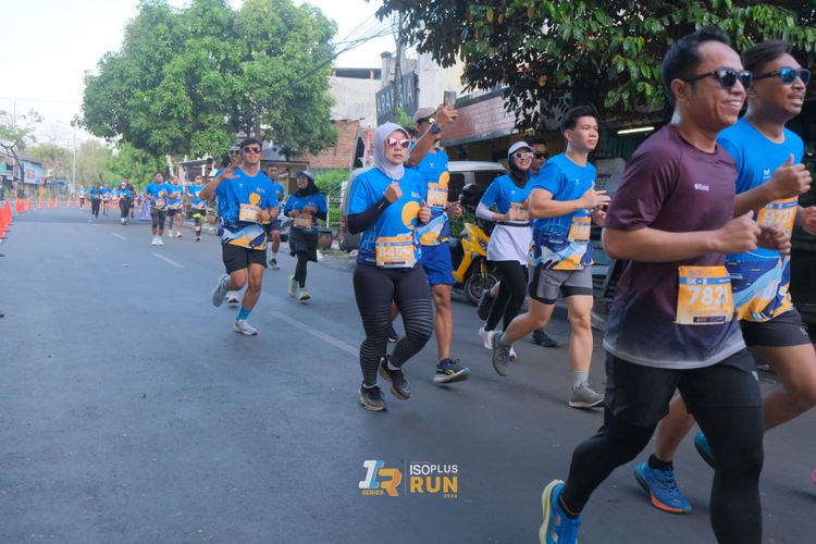 Race photo from Isoplus Run 2024 Surabaya