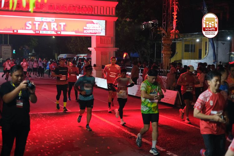 Race photo from Kediri Half Marathon 2025