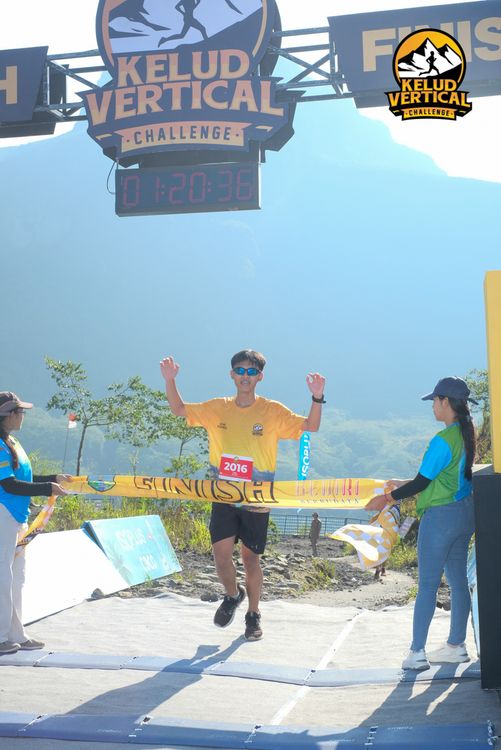 Race photo from Kelud Vertical Challenge 2024