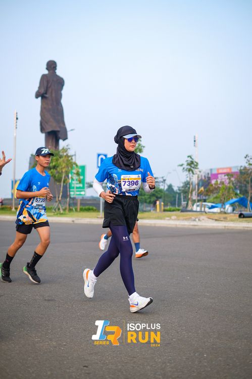 Race photo from ISOPlus Run 2024 Jakarta