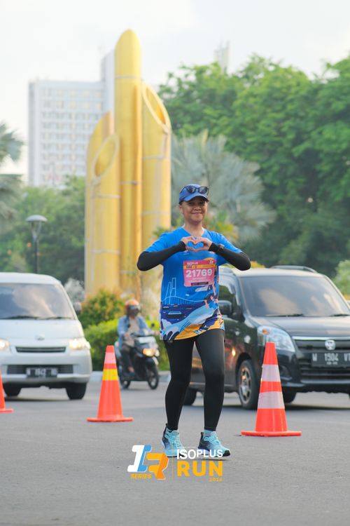 Race photo from Isoplus Run 2024 Surabaya