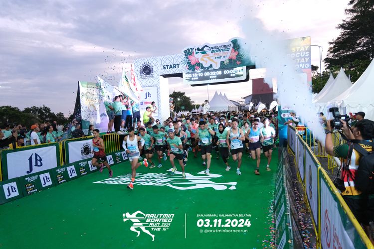 Race photo from Arutmin Borneo Run 2024
