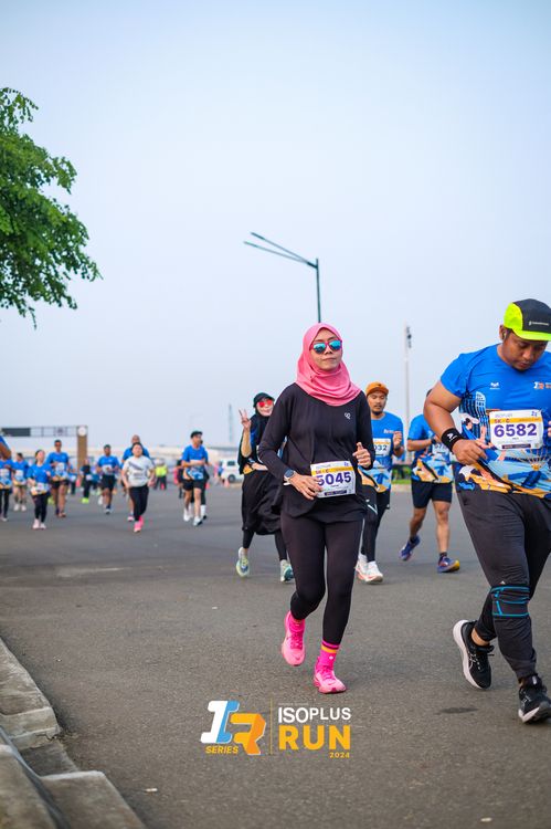 Race photo from ISOPlus Run 2024 Jakarta