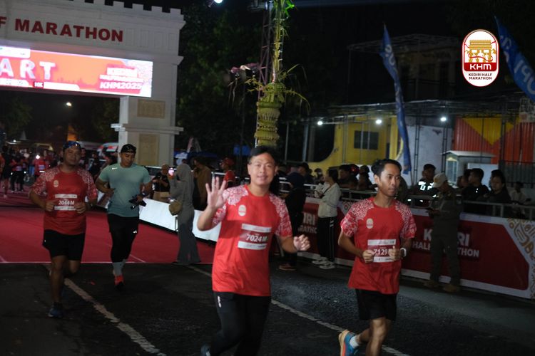 Race photo from Kediri Half Marathon 2025