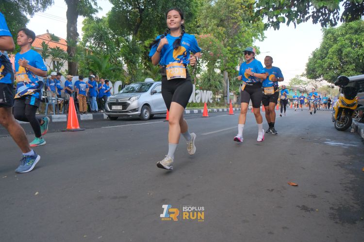 Race photo from Isoplus Run 2024 Surabaya
