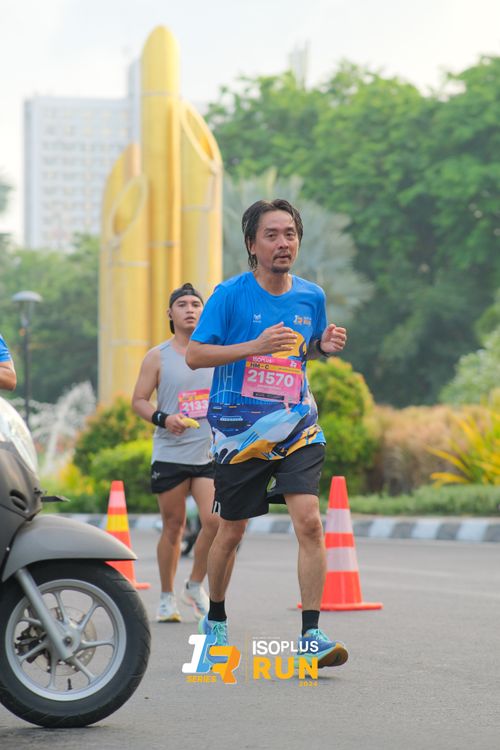 Race photo from Isoplus Run 2024 Surabaya
