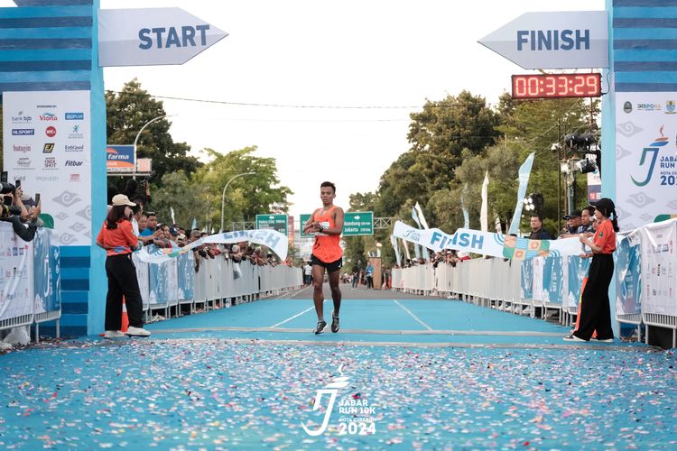 Race photo from Jabar Run 10K 2024