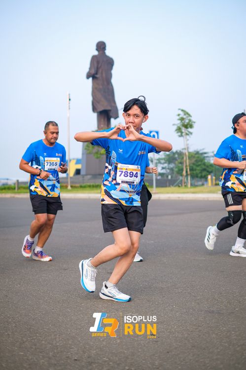 Race photo from ISOPlus Run 2024 Jakarta