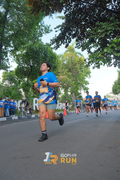 Race photo from Isoplus Run 2024 Surabaya