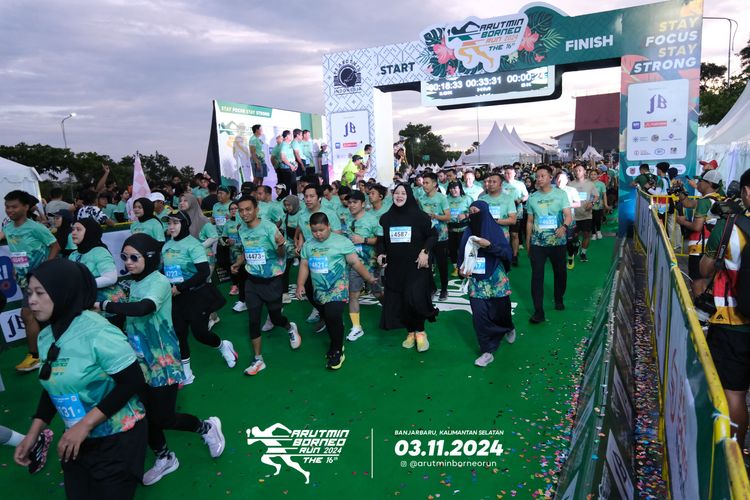 Race photo from Arutmin Borneo Run 2024