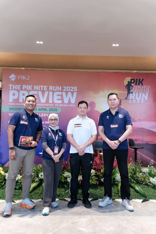 Race photo from PIK NITE RUN VIBES