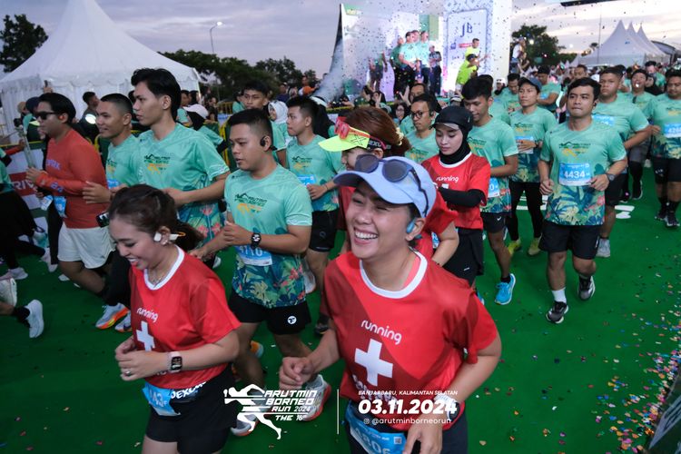 Race photo from Arutmin Borneo Run 2024