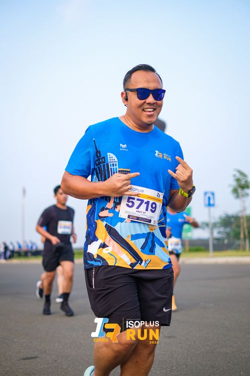 Race photo from ISOPlus Run 2024 Jakarta