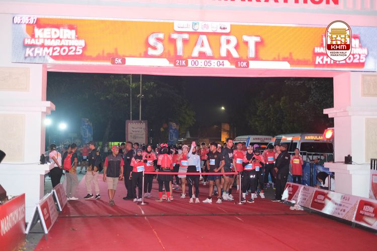 Race photo from Kediri Half Marathon 2025