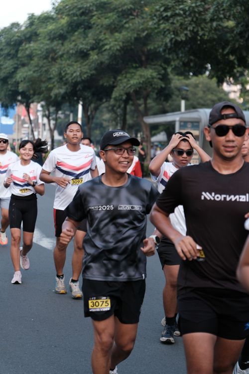Race photo from MAKASSAR HALF MARATHON 2025 VIBES