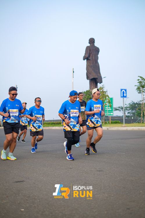 Race photo from ISOPlus Run 2024 Jakarta