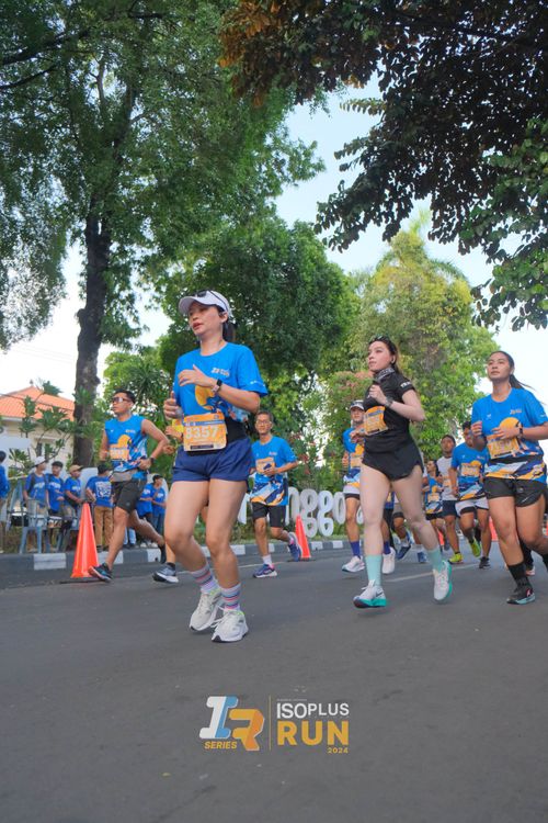 Race photo from Isoplus Run 2024 Surabaya