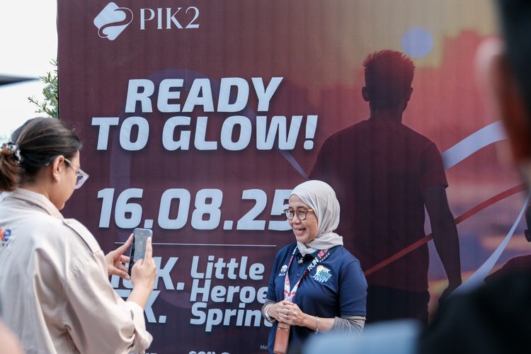 Race photo from PIK NITE RUN VIBES