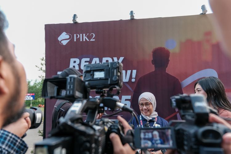Race photo from PIK NITE RUN VIBES