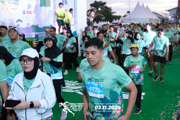 Race photo from Arutmin Borneo Run 2024