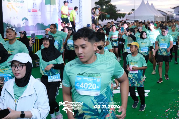 Race photo from Arutmin Borneo Run 2024