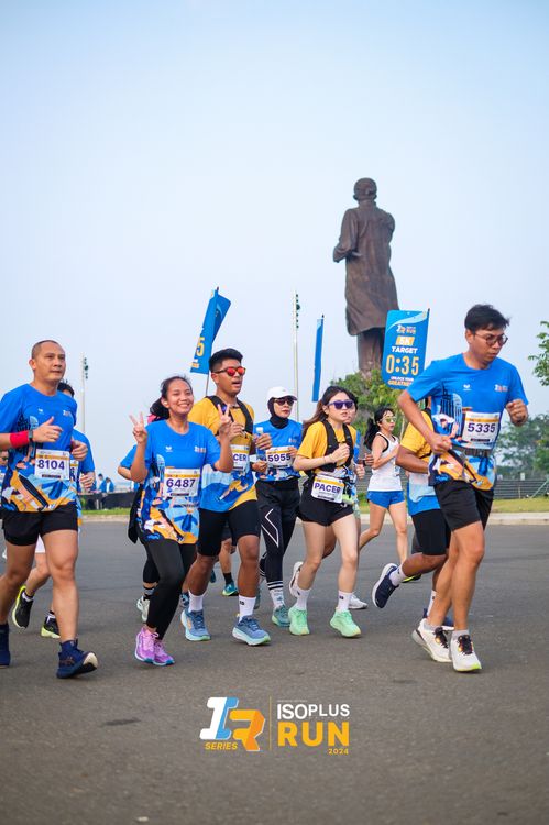 Race photo from ISOPlus Run 2024 Jakarta